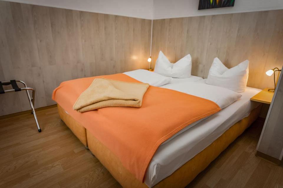 H&H Studio-Apartment Im Stadtteil Ostseeviertel Jedes Apartment Mit Kuechenzeilen - Fahrstuhl Und 24H Check In Greifswald Zewnętrze zdjęcie